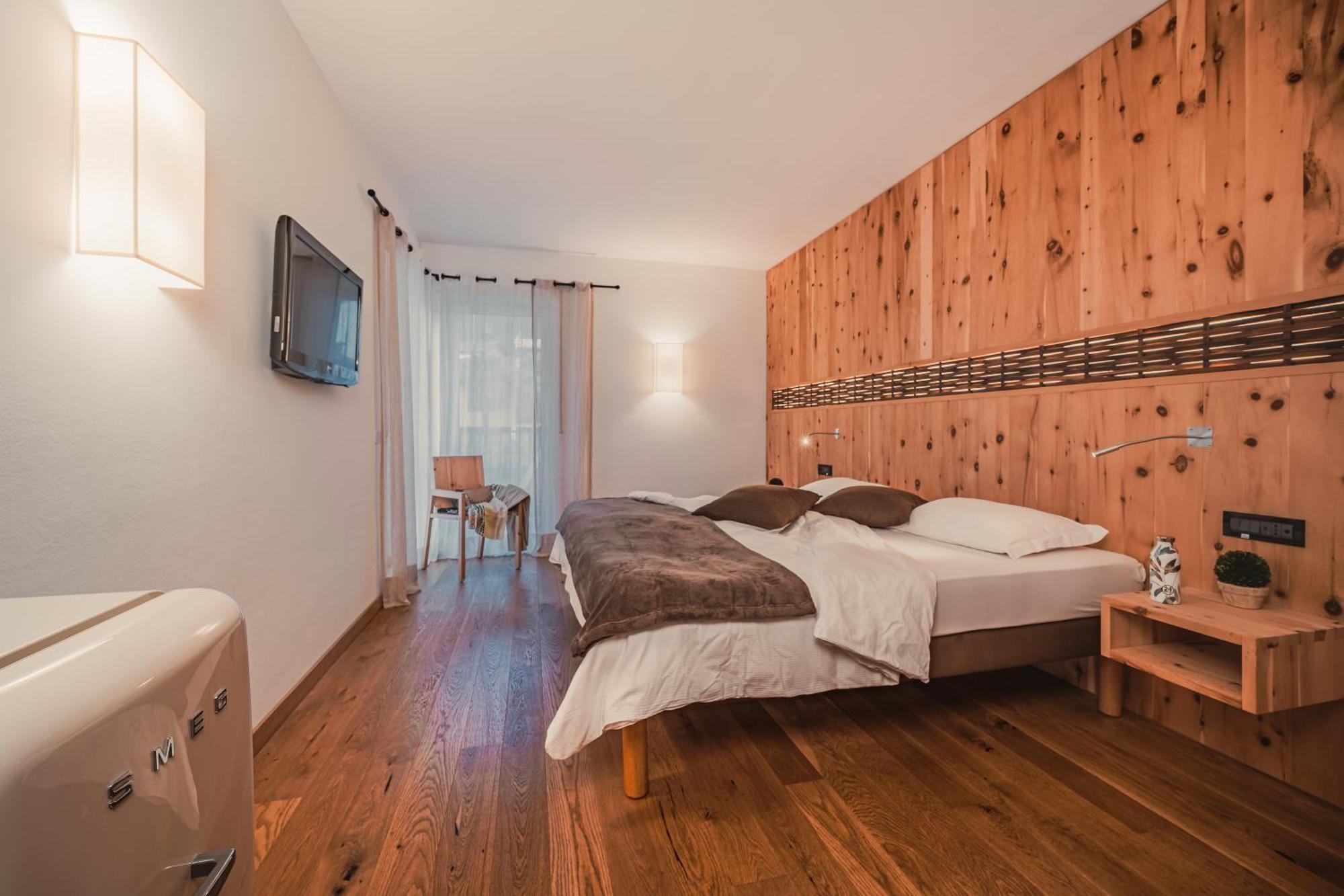 Cristallo Sport & Wellness Hotel Levico Terme Buitenkant foto