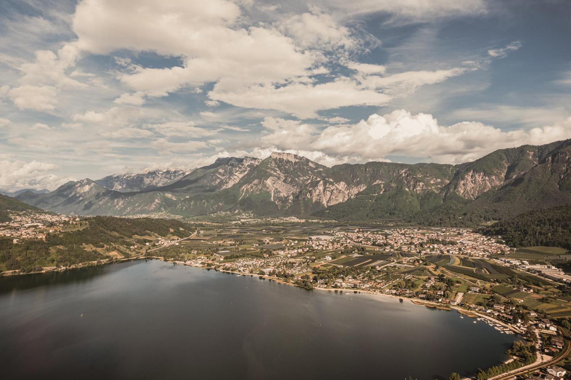 Cristallo Sport & Wellness Hotel Levico Terme Buitenkant foto