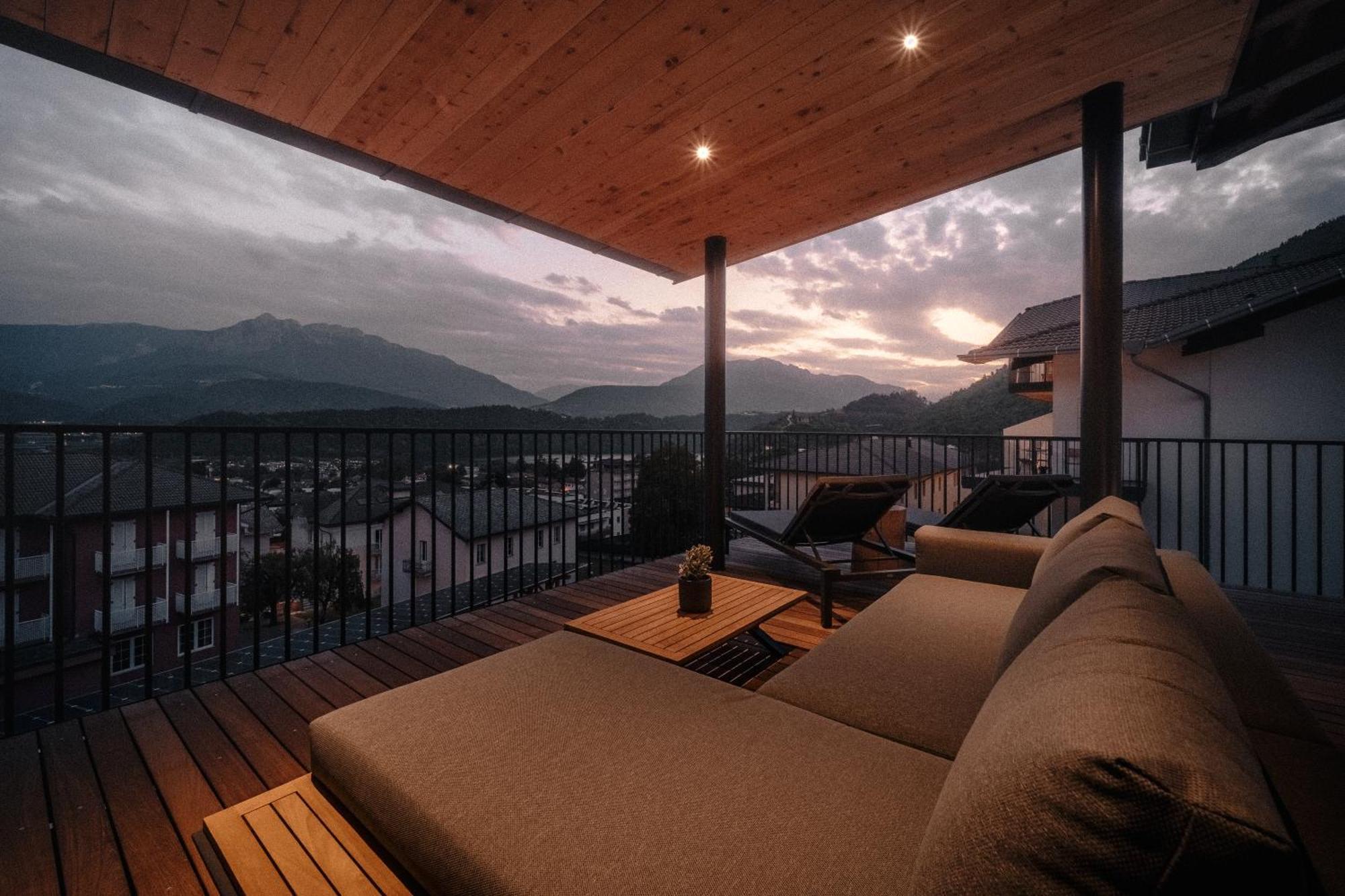 Cristallo Sport & Wellness Hotel Levico Terme Buitenkant foto